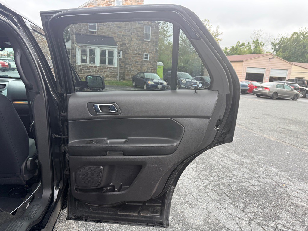 2013 Ford Explorer Image 17