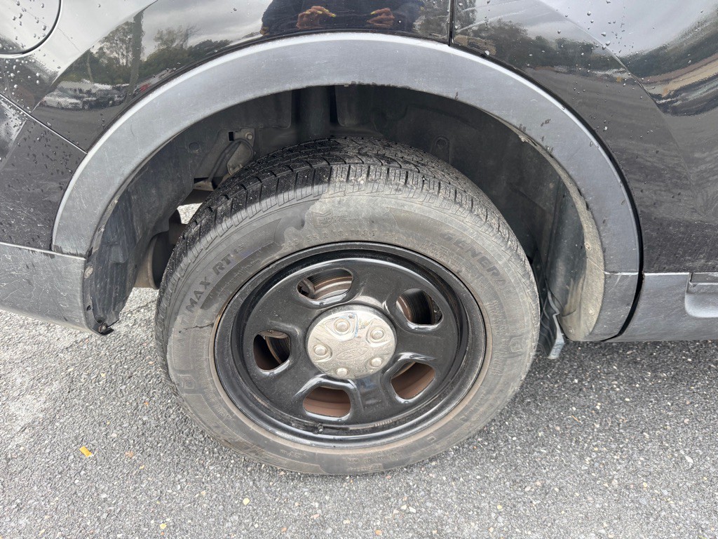 2013 Ford Explorer Image 25