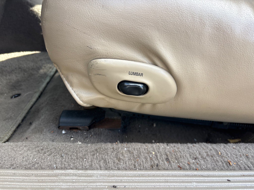 1999 Mercury Grand Marquis Image 9