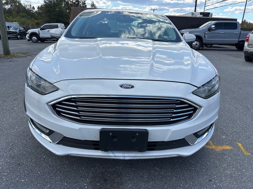 2017 Ford Fusion Image 2