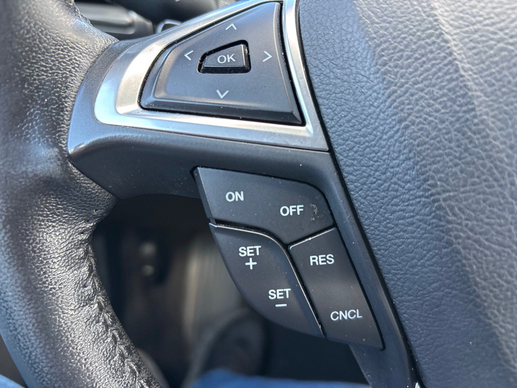 2017 Ford Fusion Image 11