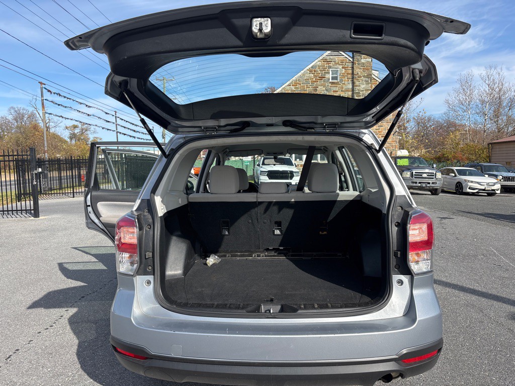 2018 Subaru Forester Image 21
