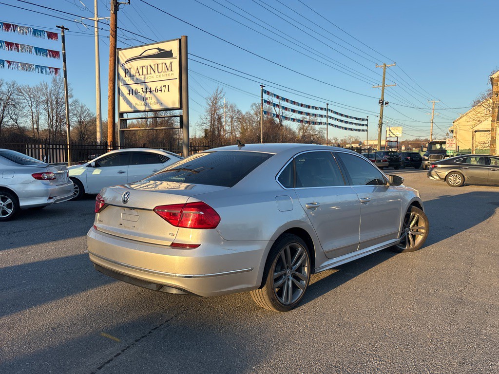 2016 Volkswagen Passat Image 4