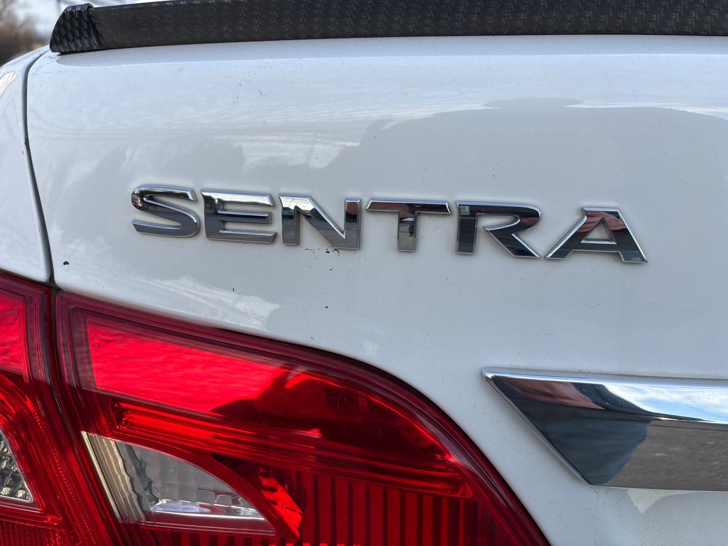 2019 Nissan Sentra Image 6