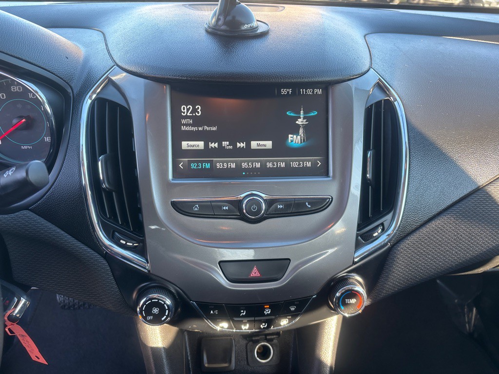 2018 Chevrolet Cruze Image 6