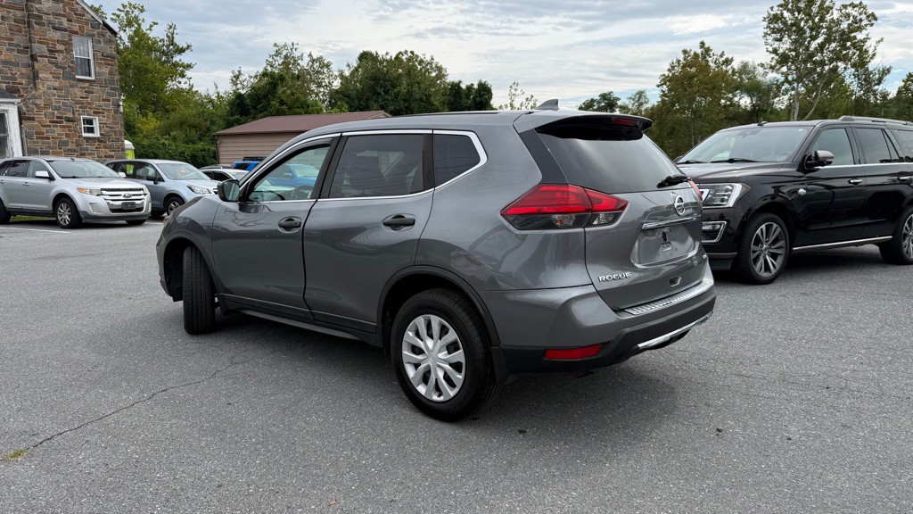 2017 Nissan Rogue Image 6