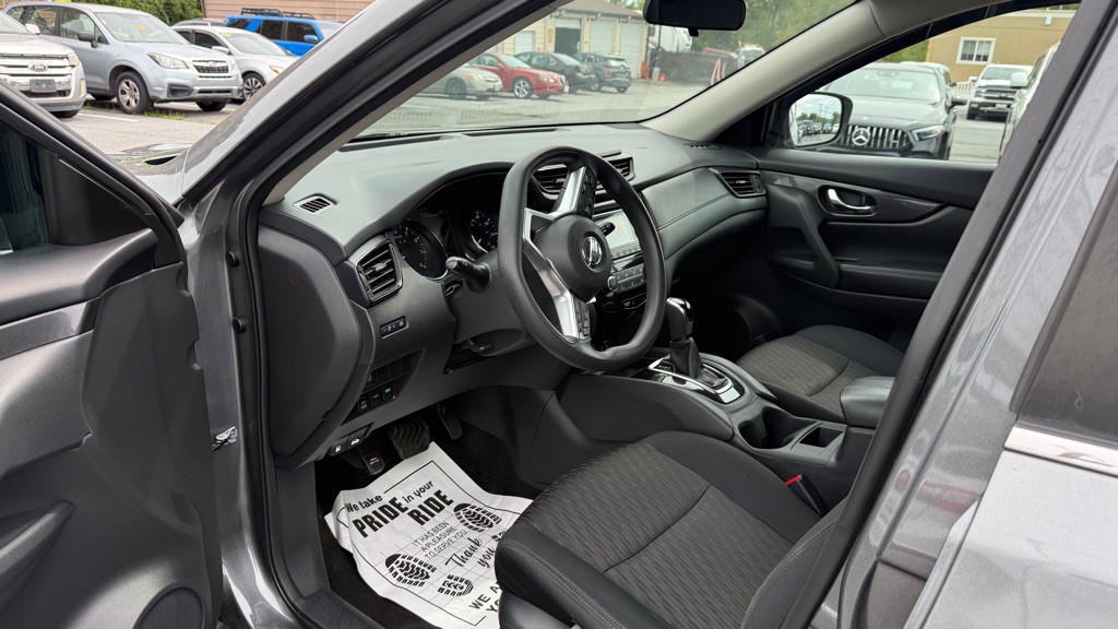 2017 Nissan Rogue Image 7
