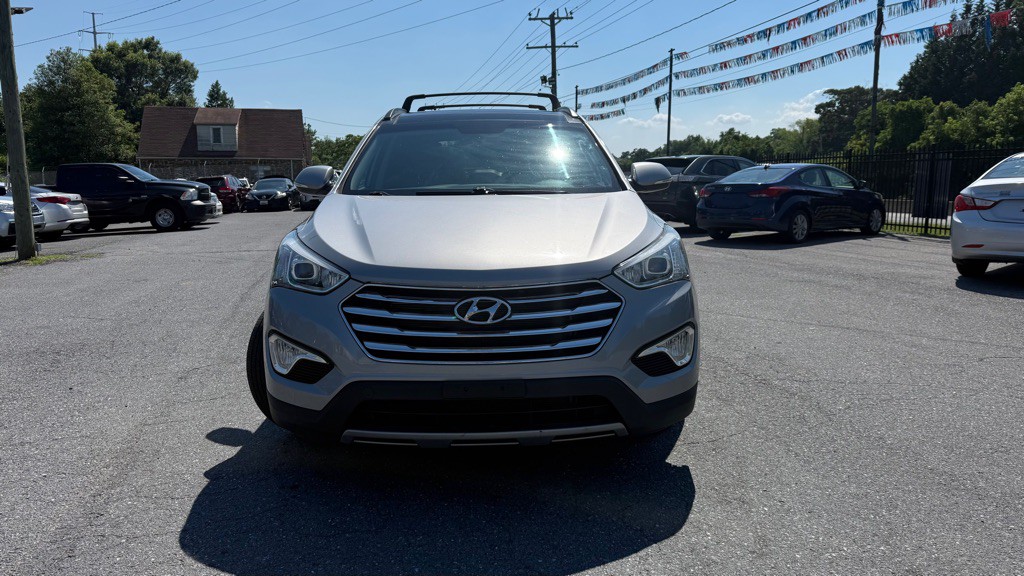 2015 Hyundai Santa Fe Image 2