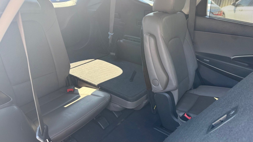 2015 Hyundai Santa Fe Image 20