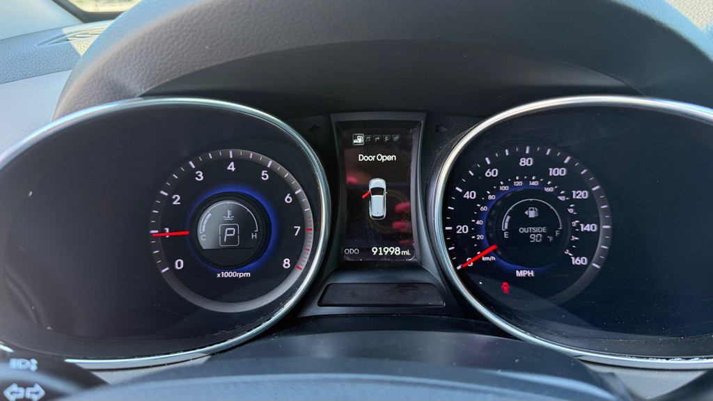 2015 Hyundai Santa Fe Image 24