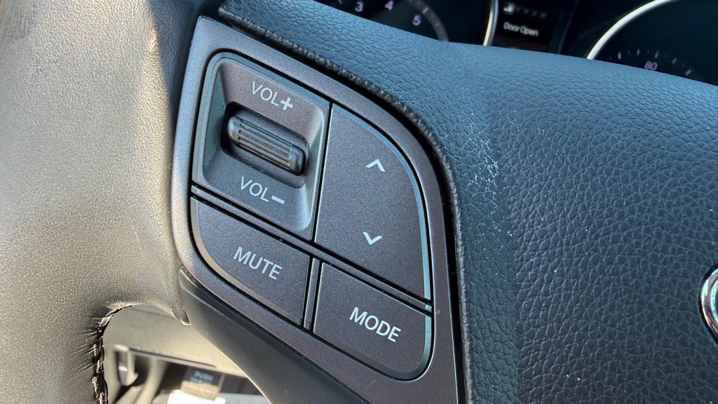 2015 Hyundai Santa Fe Image 29