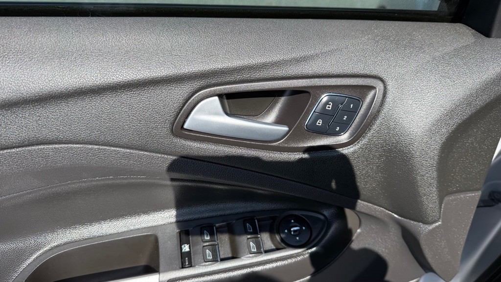 2014 Ford Escape Image 9