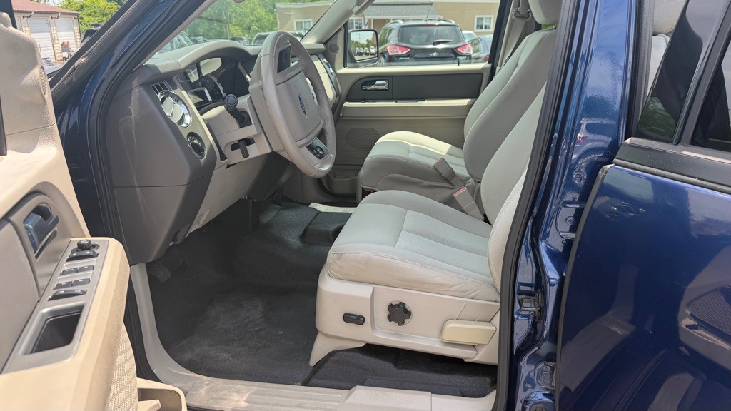 2009 Ford Expedition Image 9