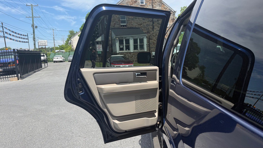 2009 Ford Expedition Image 10