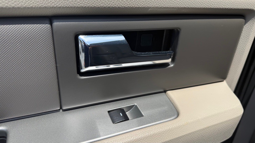 2009 Ford Expedition Image 11