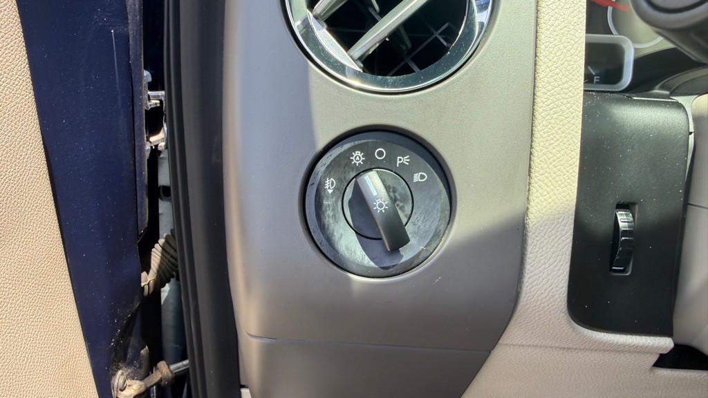 2009 Ford Expedition Image 23