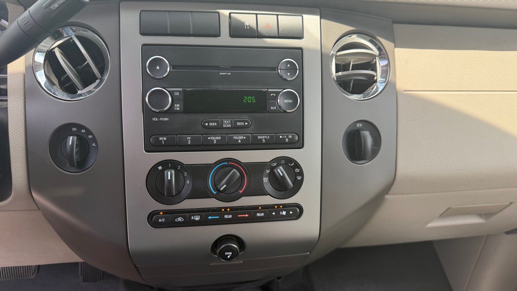 2009 Ford Expedition Image 25