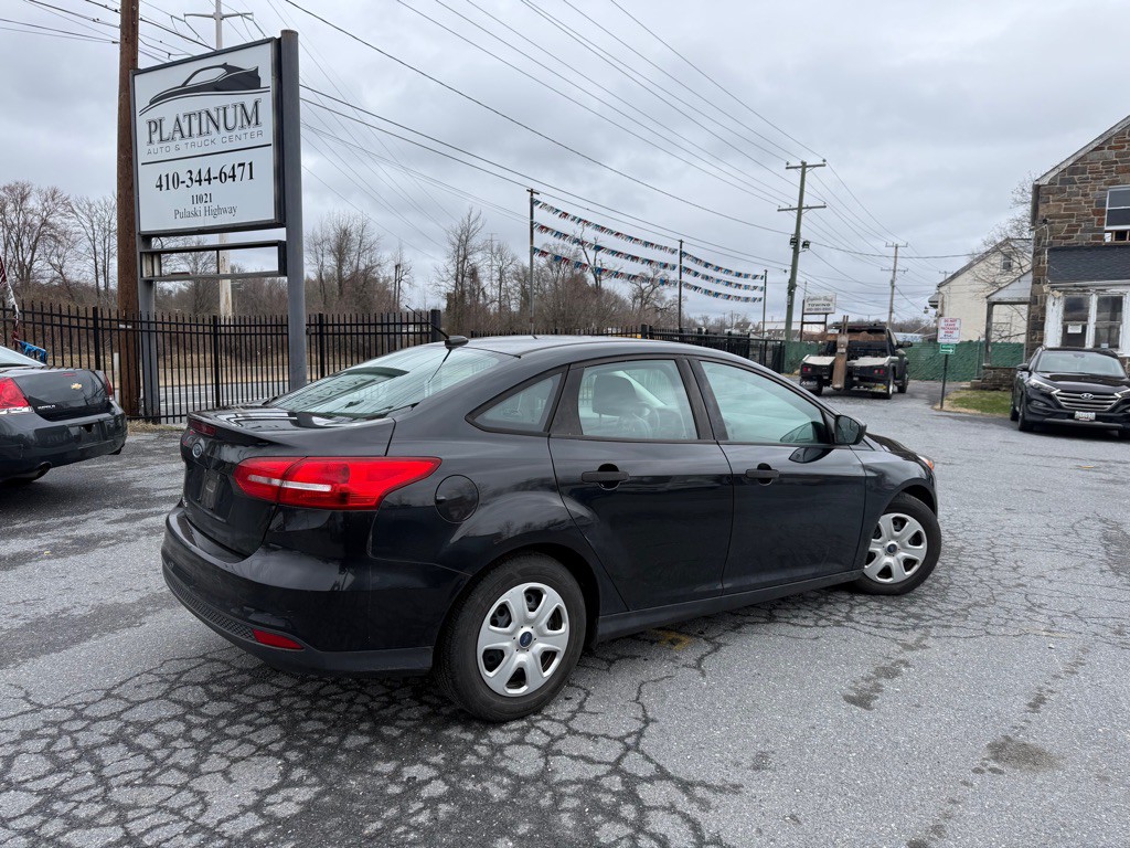 2015 Ford Focus Image 4
