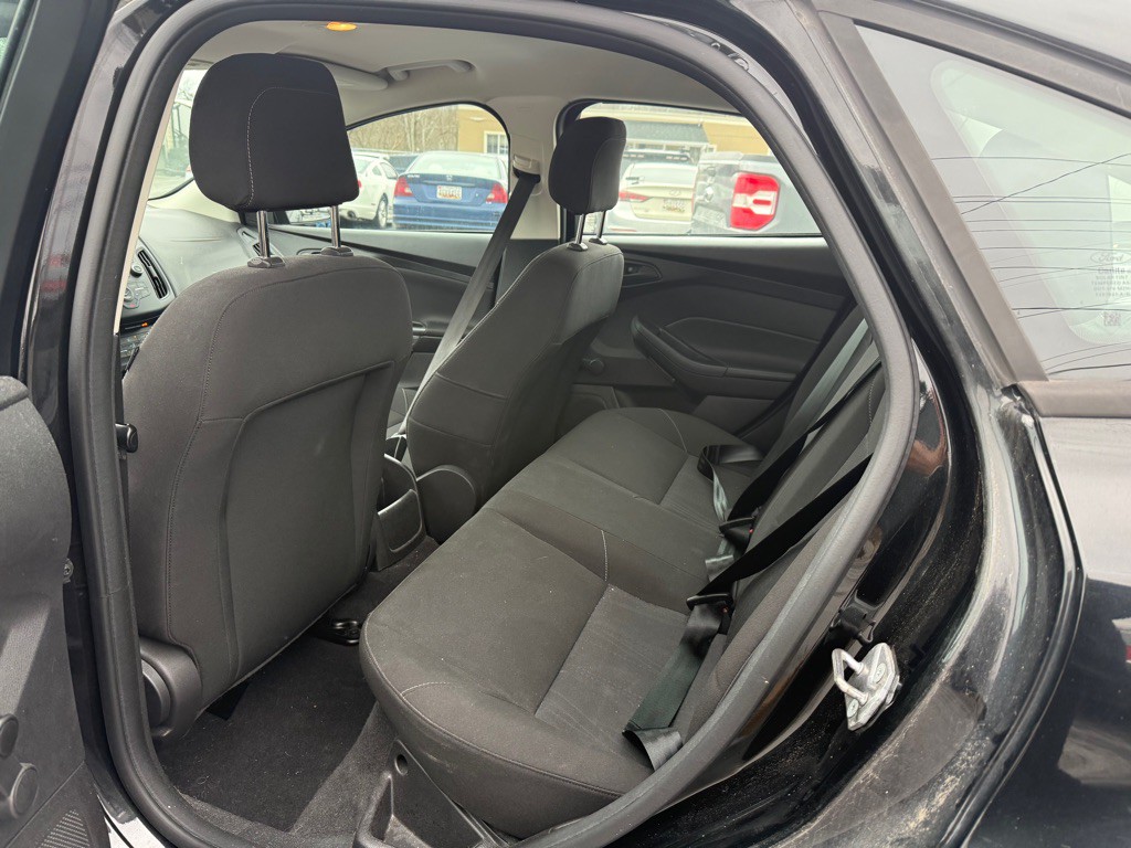 2015 Ford Focus Image 10