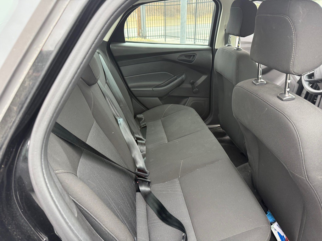 2015 Ford Focus Image 13