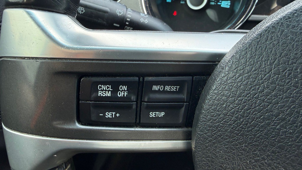 2013 Ford Mustang Image 16