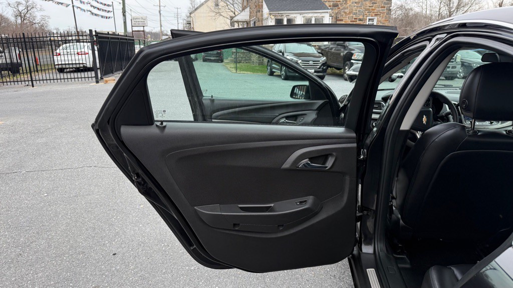 2016 Chevrolet Caprice Image 11