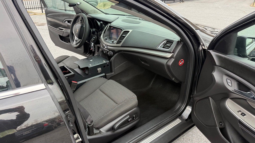 2016 Chevrolet Caprice Image 13