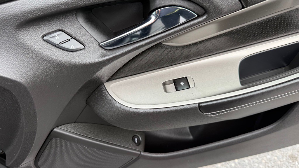 2016 Chevrolet Caprice Image 15