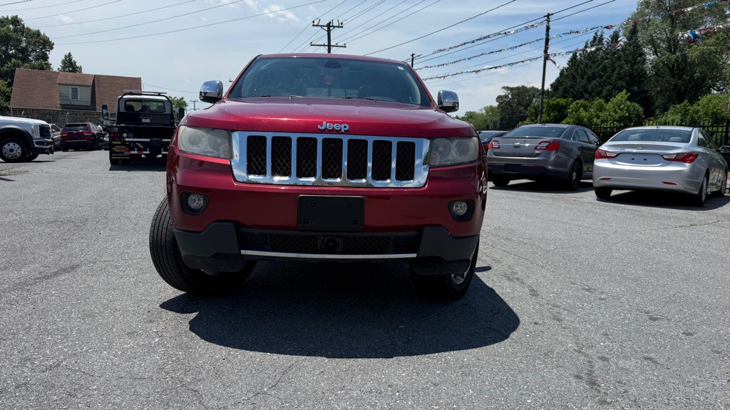 2013 Jeep Grand Cherokee Image 2