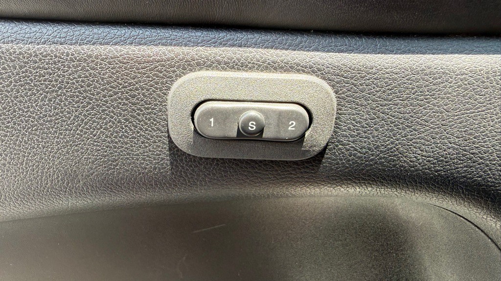 2013 Jeep Grand Cherokee Image 23
