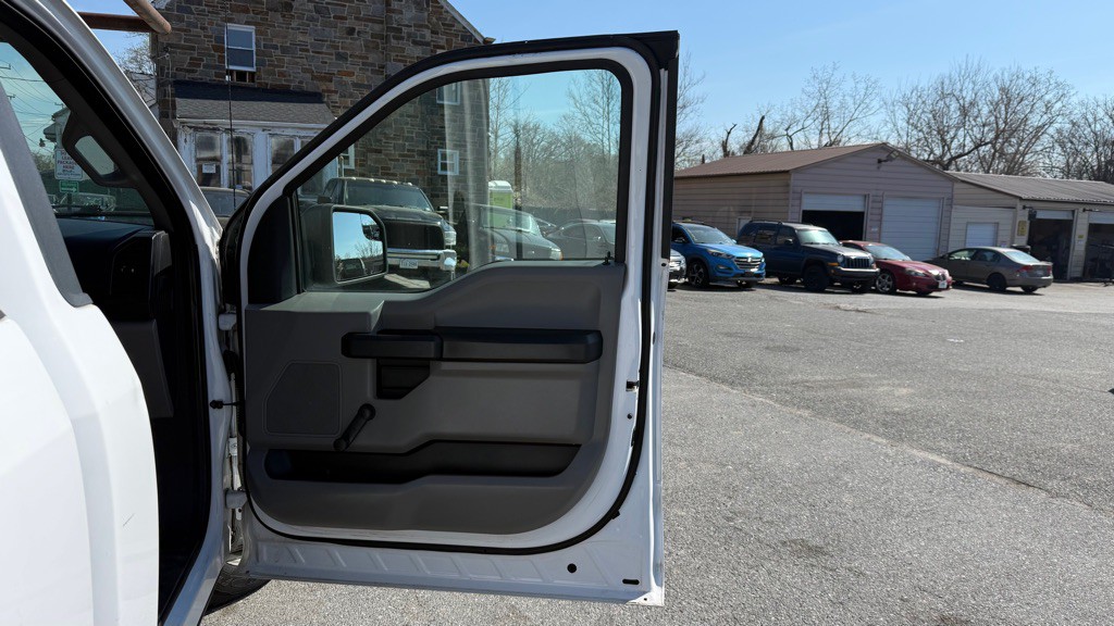2016 Ford F-150 Image 12