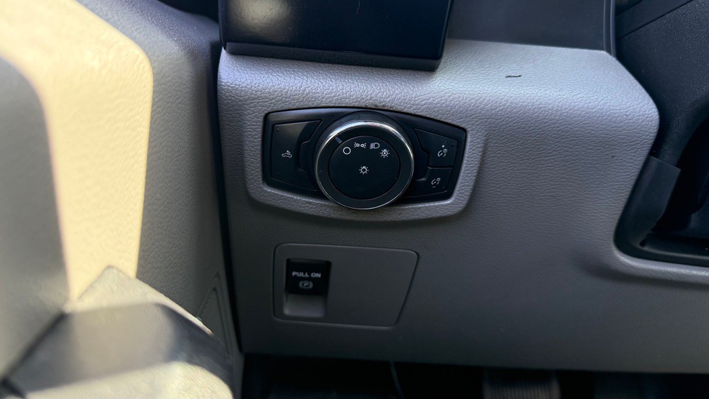 2016 Ford F-150 Image 19