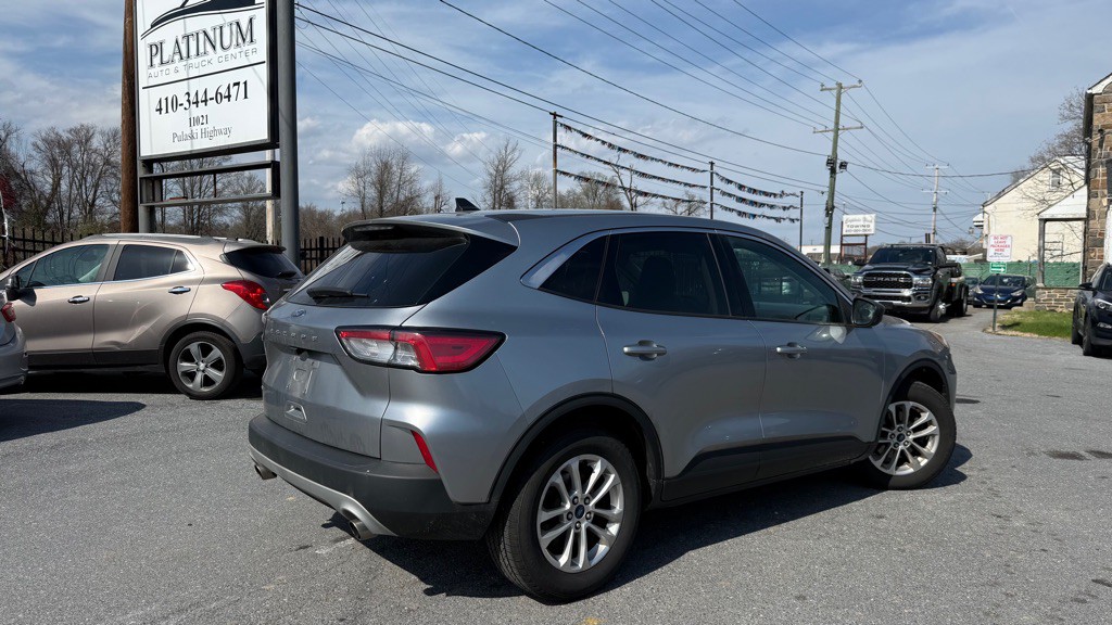 2022 Ford Escape Image 4