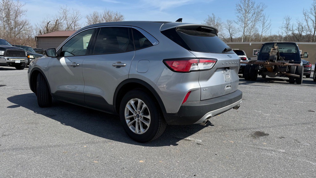 2022 Ford Escape Image 6