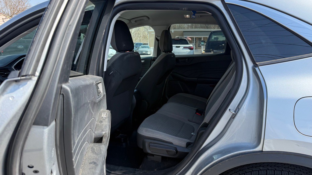 2022 Ford Escape Image 10