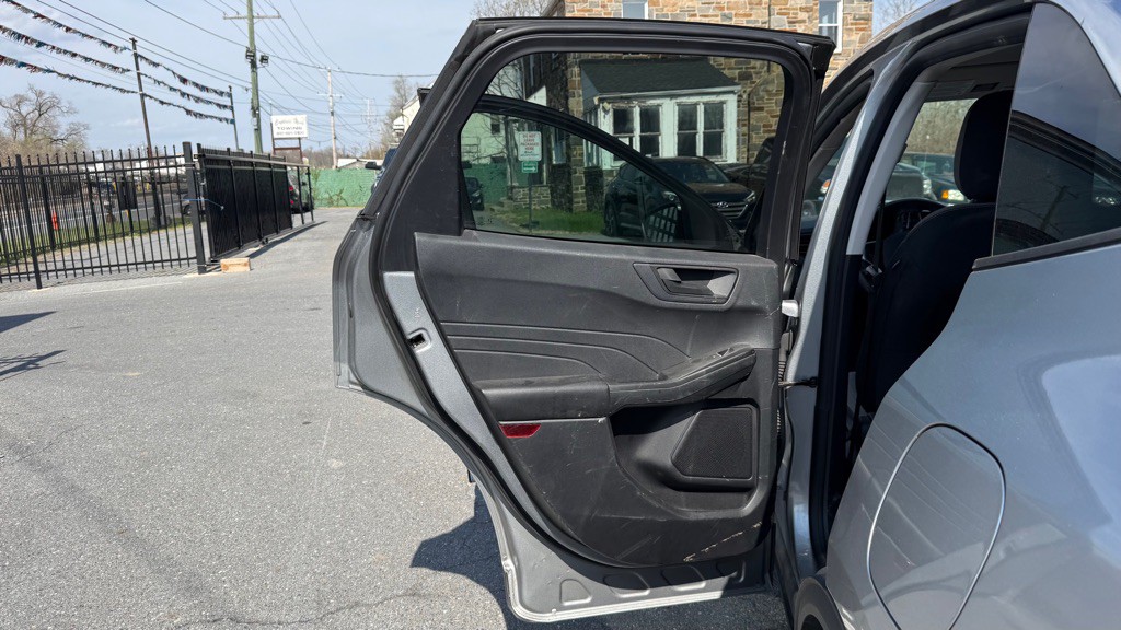 2022 Ford Escape Image 11