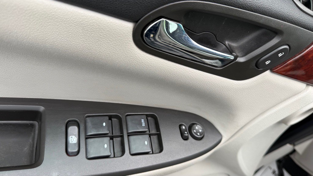 2007 Chevrolet Impala Image 9