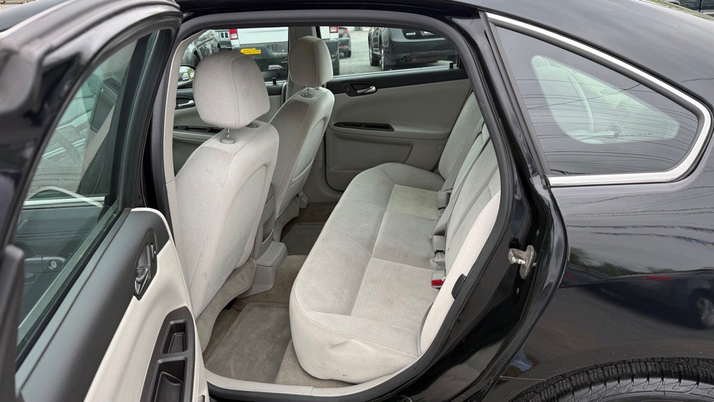 2007 Chevrolet Impala Image 10