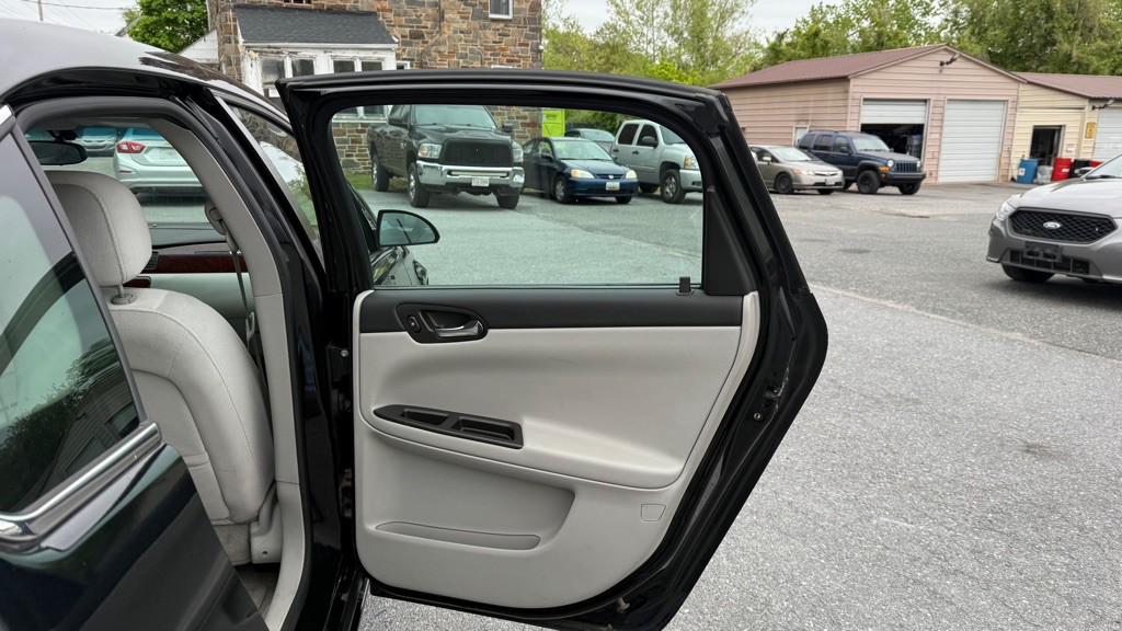 2007 Chevrolet Impala Image 15