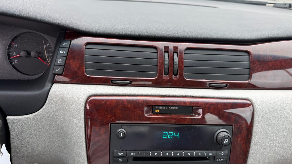 2007 Chevrolet Impala Image 23