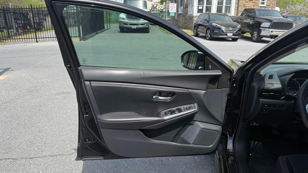 2022 Nissan Sentra Image 8