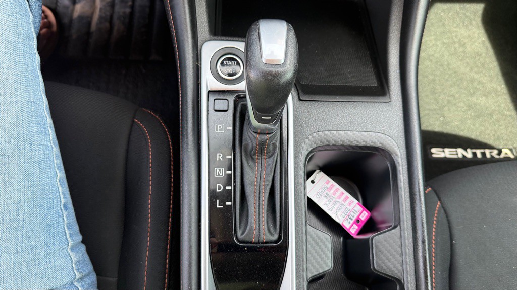 2022 Nissan Sentra Image 25
