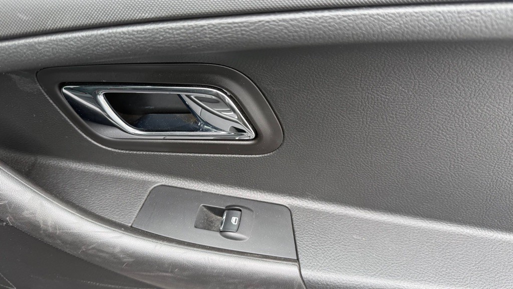 2016 Ford Taurus Image 17