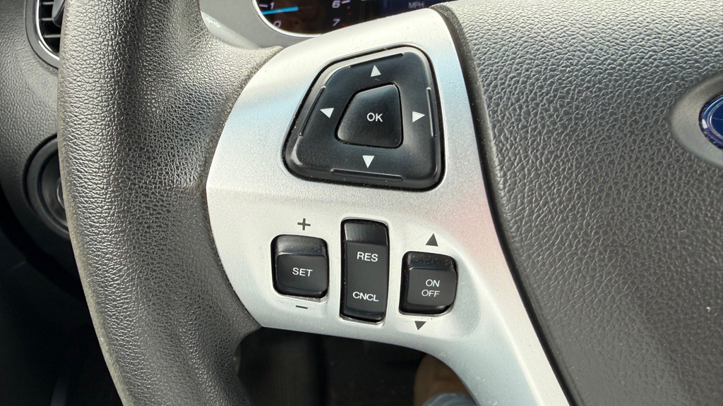 2016 Ford Taurus Image 21