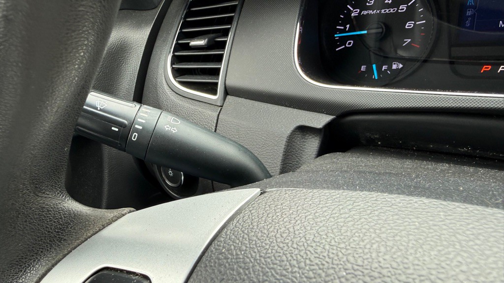 2016 Ford Taurus Image 22