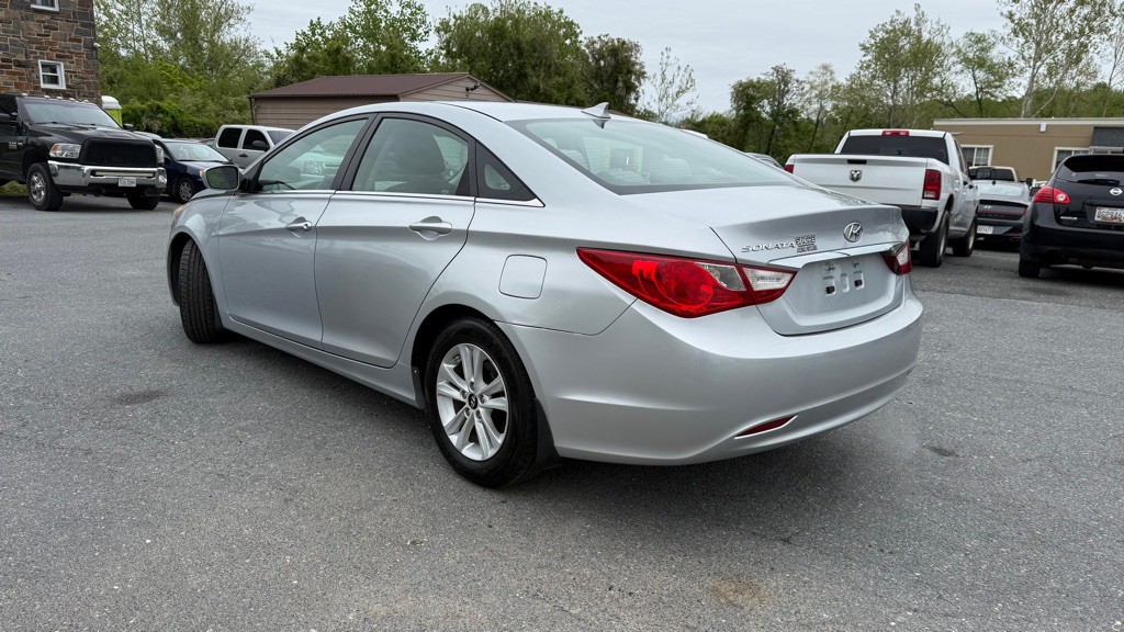 2012 Hyundai Sonata Image 6