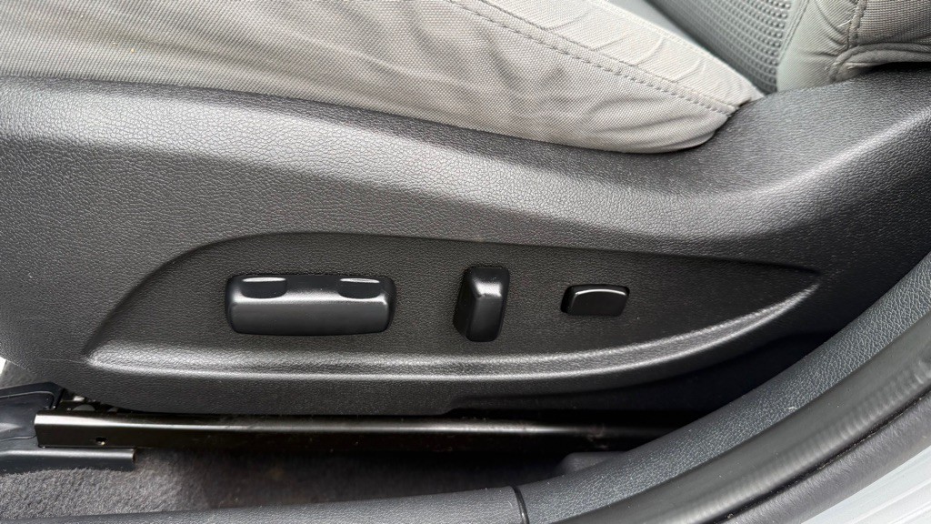 2012 Hyundai Sonata Image 8