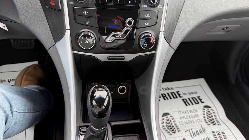 2012 Hyundai Sonata Image 26