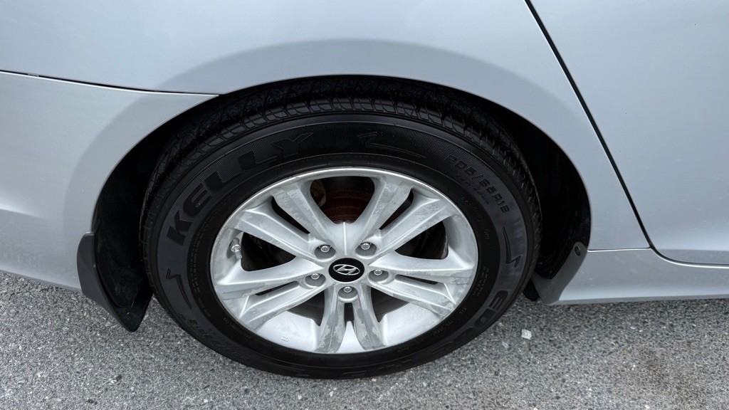 2012 Hyundai Sonata Image 31