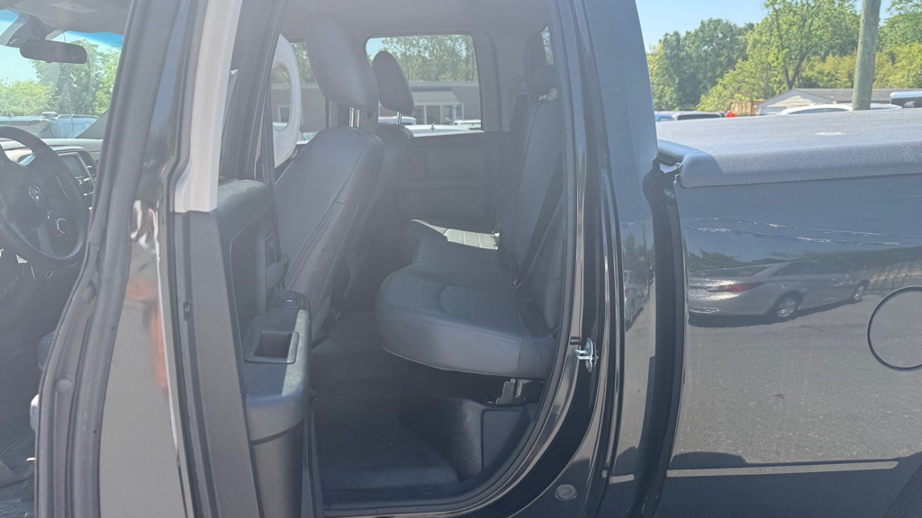 2017 RAM 1500 Image 9